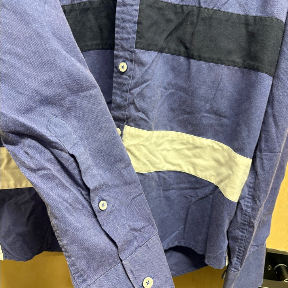 Trussardi Color-Block Button-Down (Size L) - Picture 5 of 10